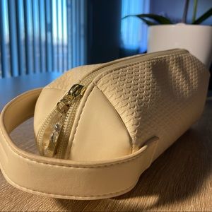 BRAND NEW✨ Bulgari Little Purse/Makeup Bag